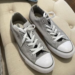 Converse “chucks”. Gray. Size 9